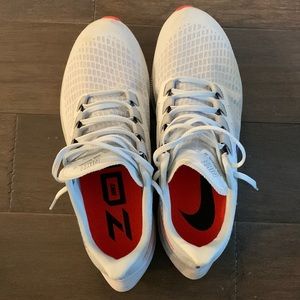 Nike Zoom Pegasus. Near mint condition. Worn once. Size 11.5